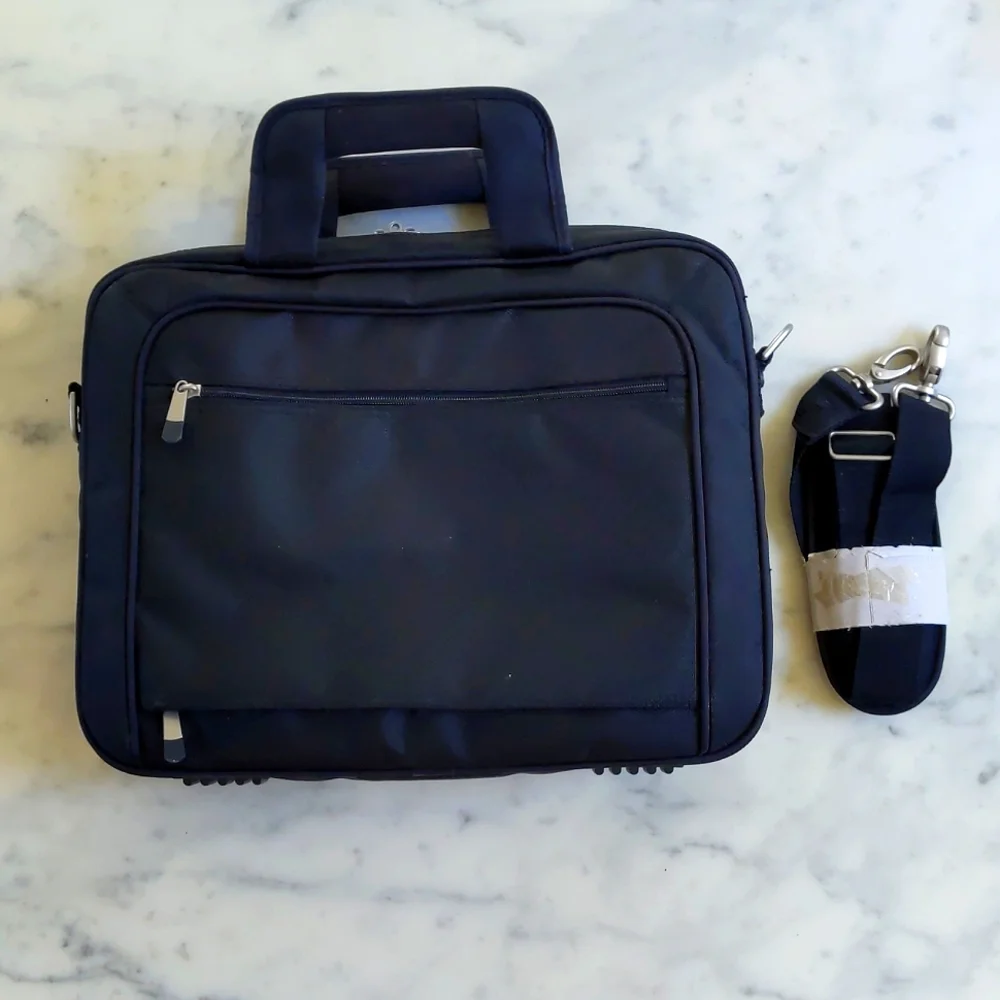 NWOT. Dell Multiple Layers Laptop Bag/Travel Bag.